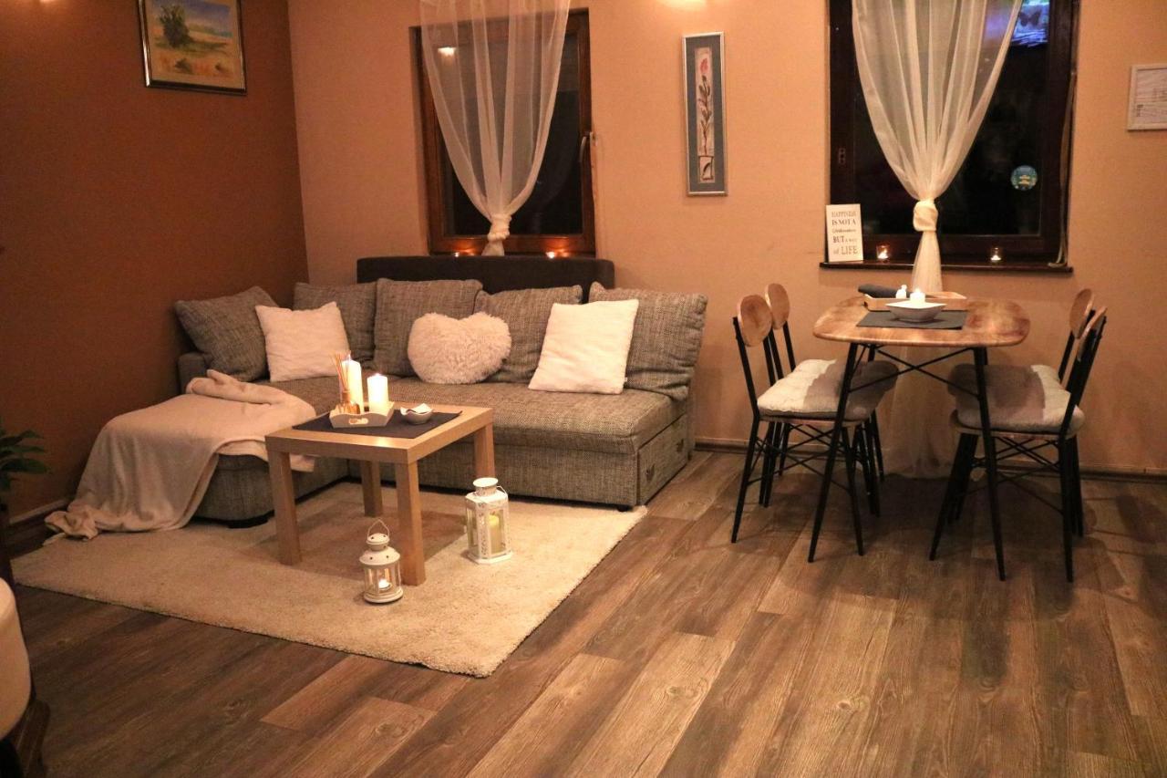 Guest House Studio Apartman Marina - With Jacuzzi, Free Parking, Pet Friendly Karlovac Exterior photo