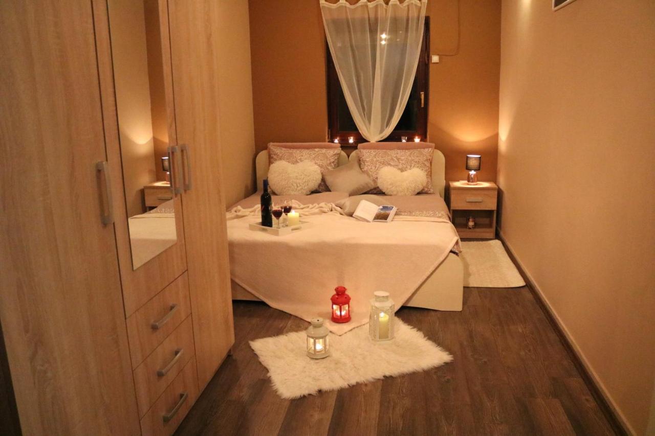 Guest House Studio Apartman Marina - With Jacuzzi, Free Parking, Pet Friendly Karlovac Exterior photo